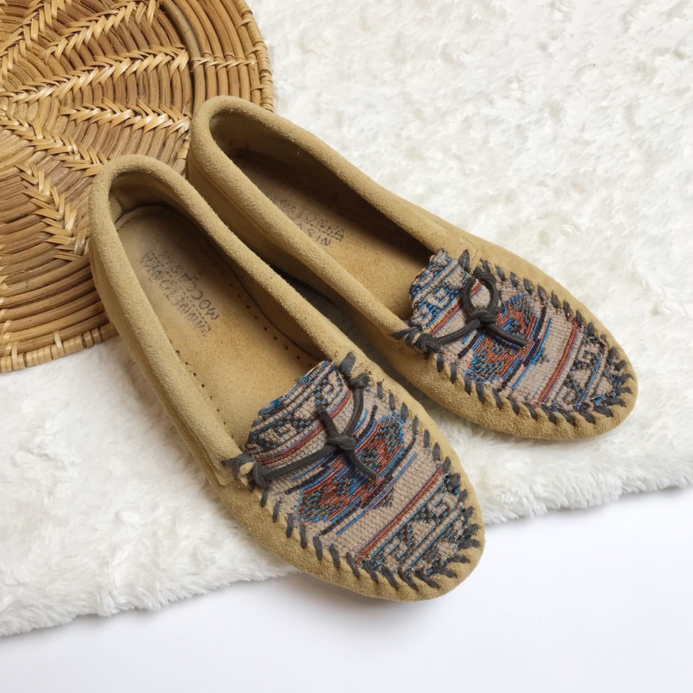 MINNETONKA Aztec Boho Leather Loafer Moccasins